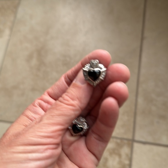 Judith ripka SS and Onyx earrings - Picture 9 of 9